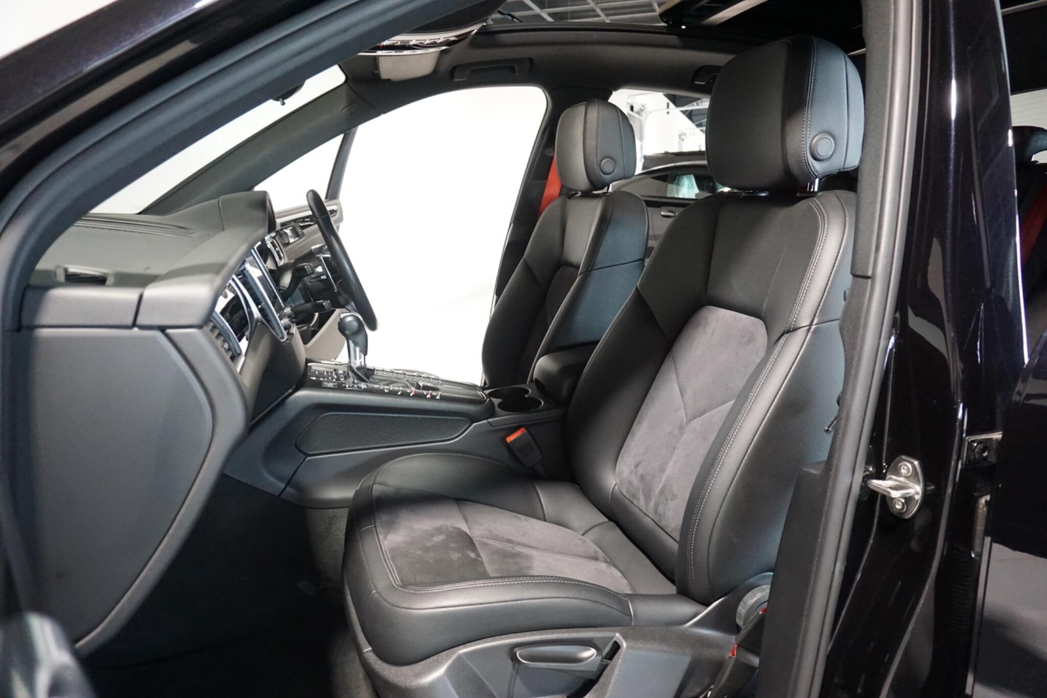 Porsche Macan 2.0T SUV 5dr Petrol PDK 4WD Euro 6 (s/s) (252 ps)